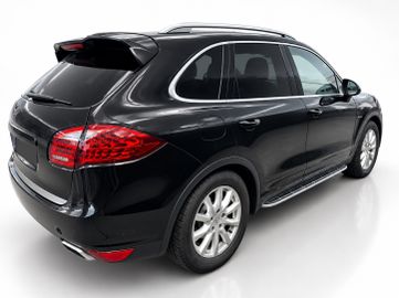 Porsche Cayenne - 4