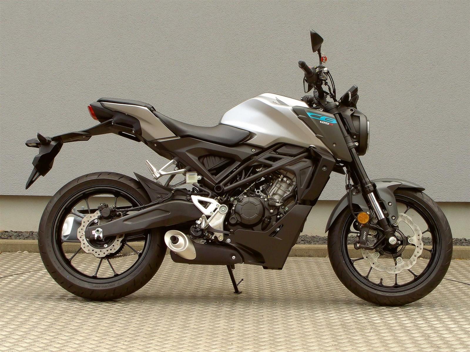 Honda CB125R Modell 2026 in 4 Farben verfügbar