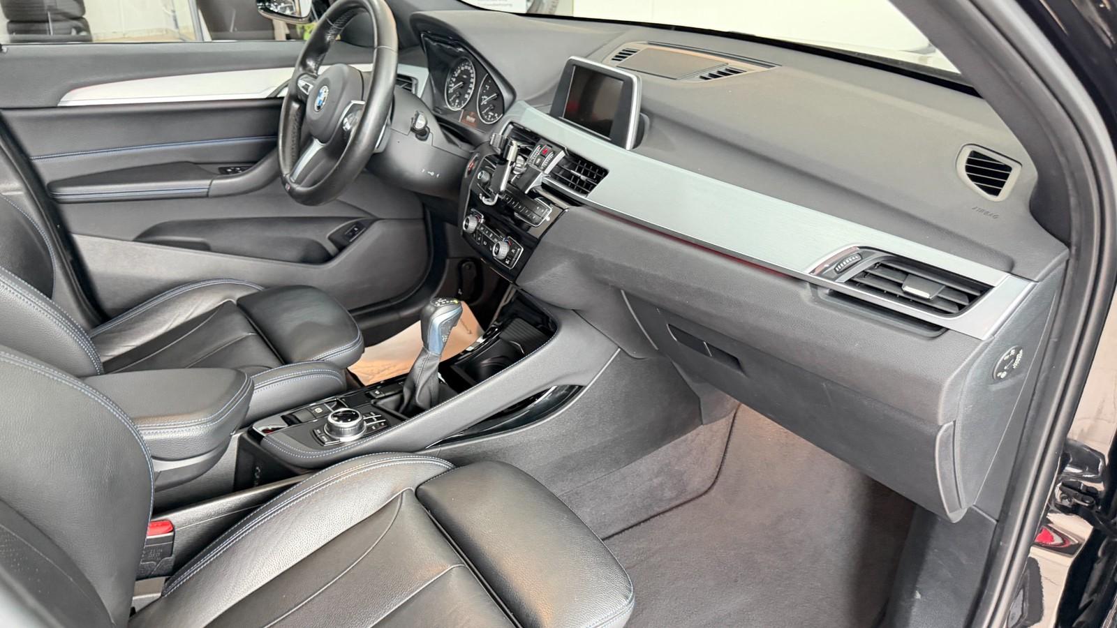 BMW X1 xDrive 25 i M Sport AHK*NAVI