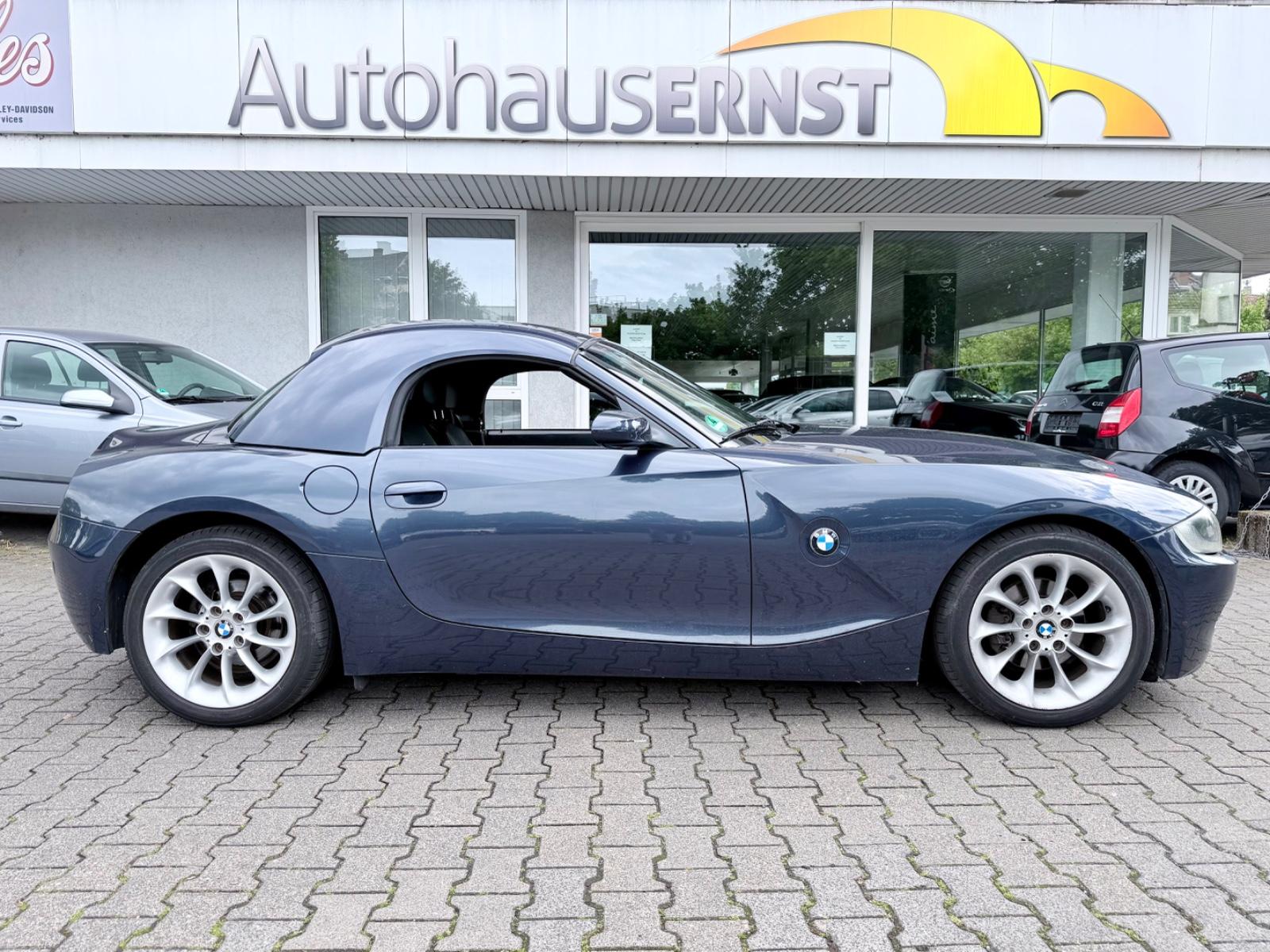 BMW Z4 Roadster 2.2i *Hardtop+Xenon+Leder*