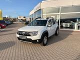 Dacia Duster I Prestige 4x4 - Dacia Duster aus 2014 mit Diesel-Antrieb: Allradantrieb, Geländewagen
