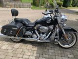 Harley-Davidson Road King FLHRC Classic - HARLEY-DAVIDSON ROAD KING CLASSIC FLHRC