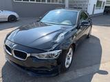BMW 330 3 Limousine 330 e iPerformance Sport Line - BMW 330 Unfallwagen