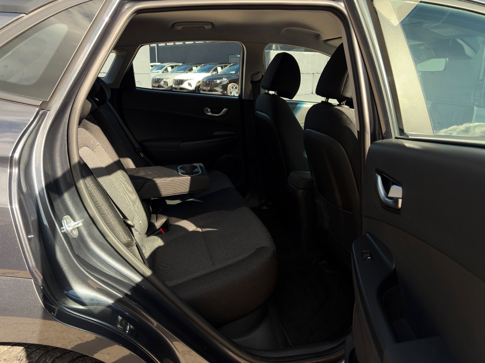 Fahrzeugabbildung Hyundai Kona Elektro SELECT ACC LKAS SHZ LHZ CAM CarPlay