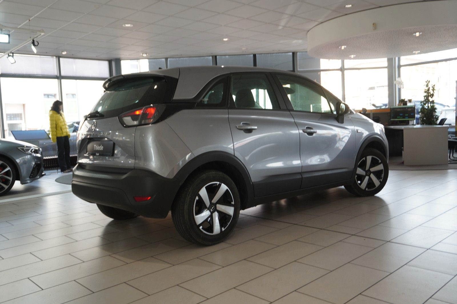 Fahrzeugabbildung Opel Crossland (X) 1.2 EDITION NAVI/LED/KAMERA/DAB+