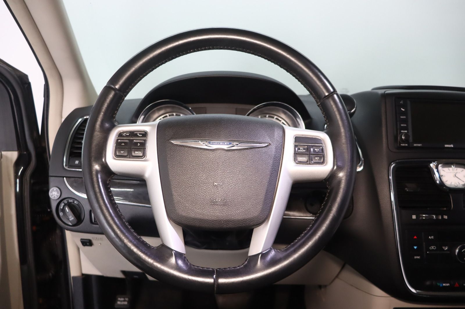 Fahrzeugabbildung Chrysler Grand Voyager Town & Country 3.6l *