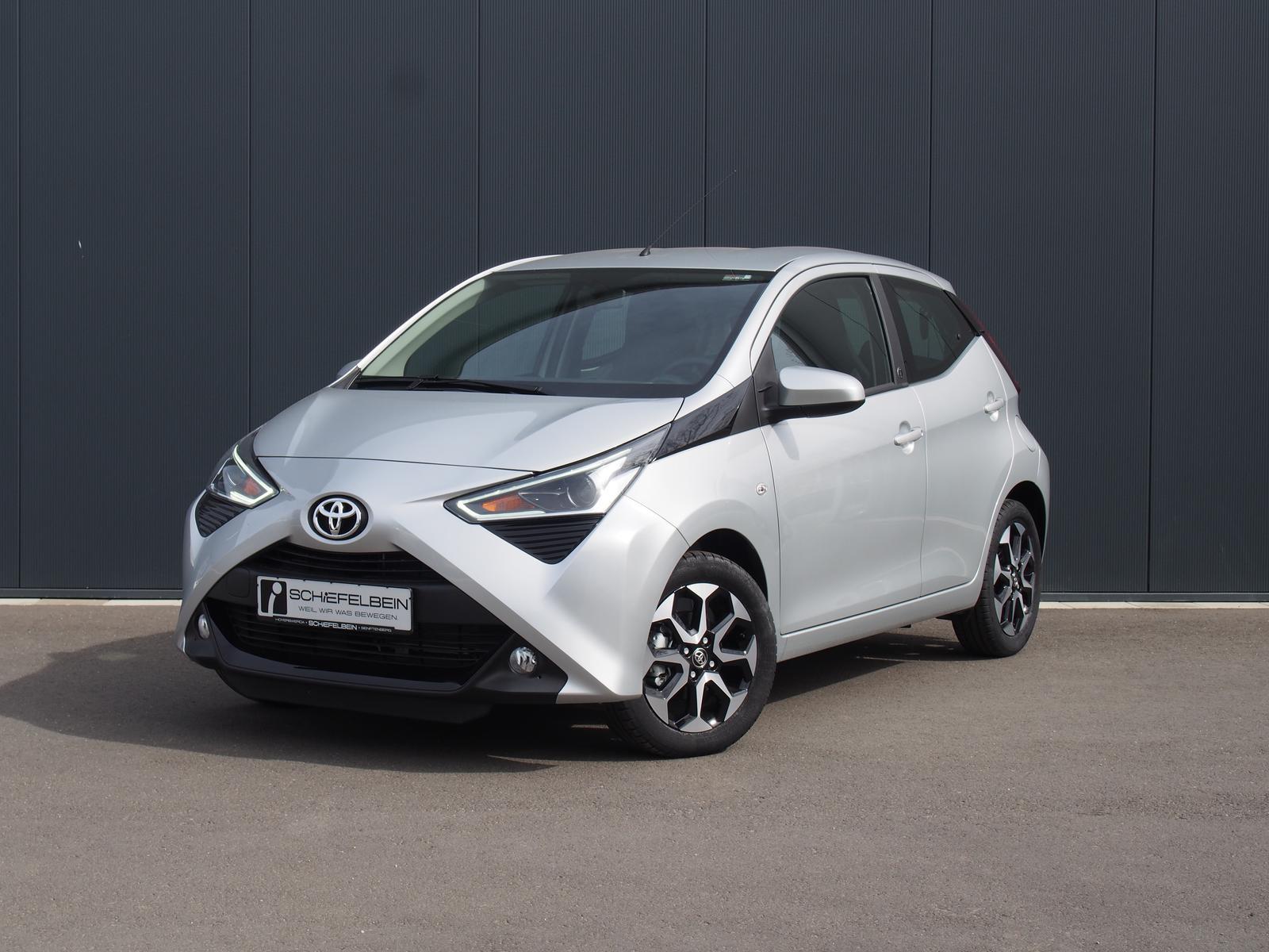 Toyota AYGO Team D RFK+Klima+CarPlay uvm.