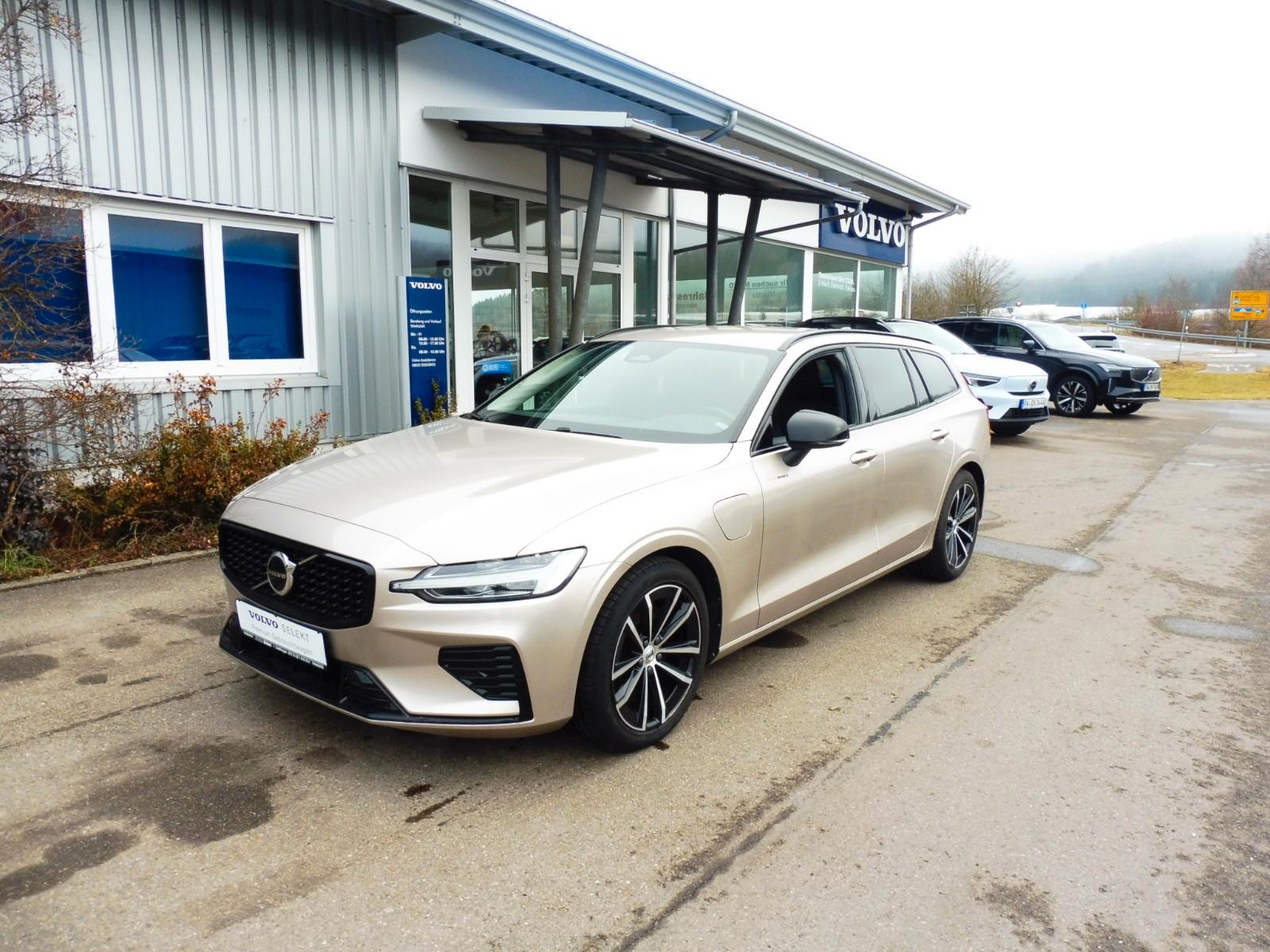 Volvo V60 Kombi Plus Dark Recharge Plug-In Hybrid AWD