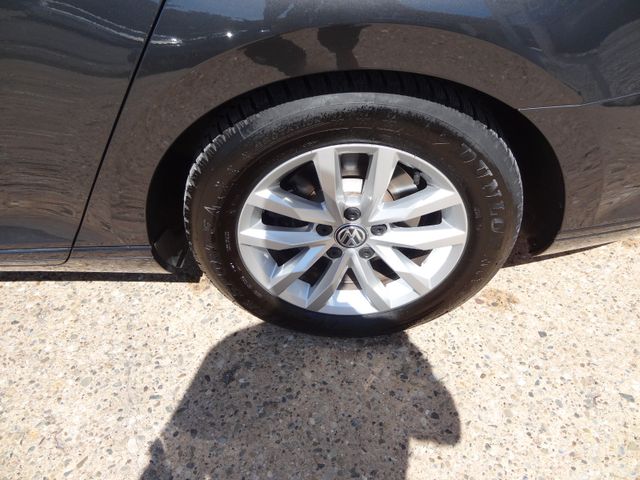 Fahrzeugabbildung Volkswagen Passat Variant Comfort/1.Hd/SitzH/AHK/59TKM/150P