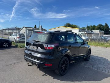 Ford Kuga - 4