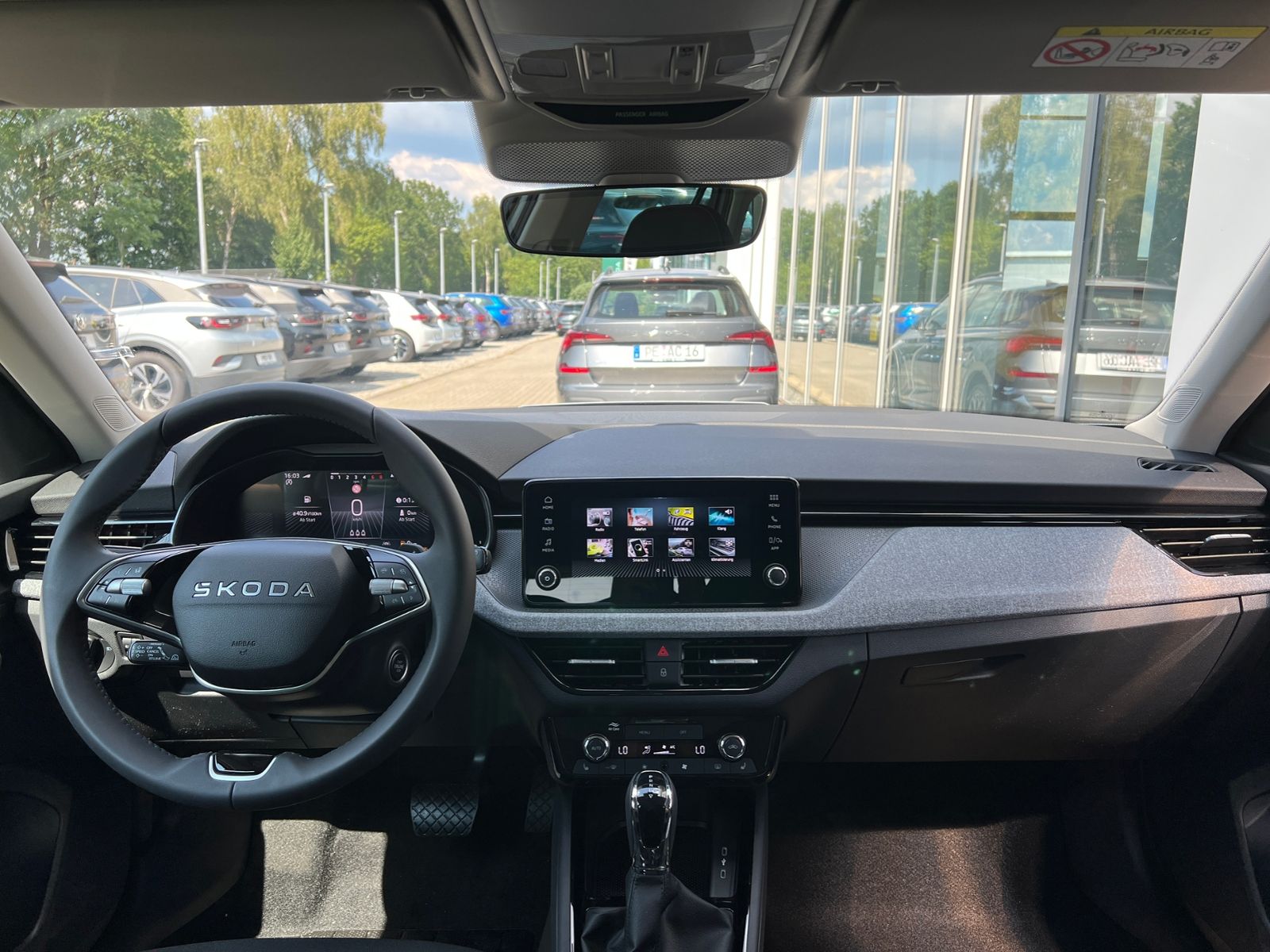 Fahrzeugabbildung SKODA Kamiq Selection 1.0 TSI DSG *AHK, ACC, LED, Kame