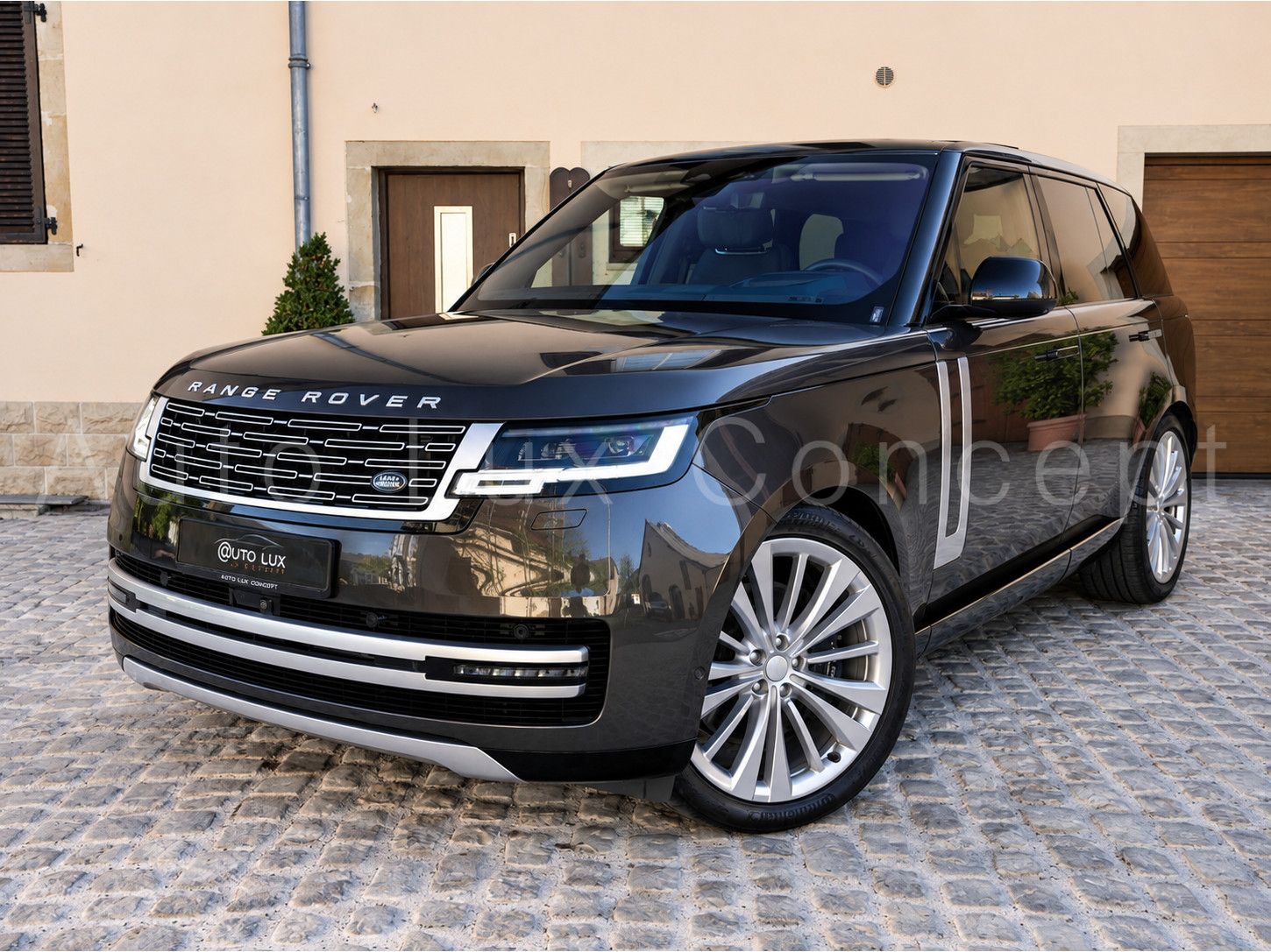 Land Rover Range Rover P530 First Edition/Fridge/Massage