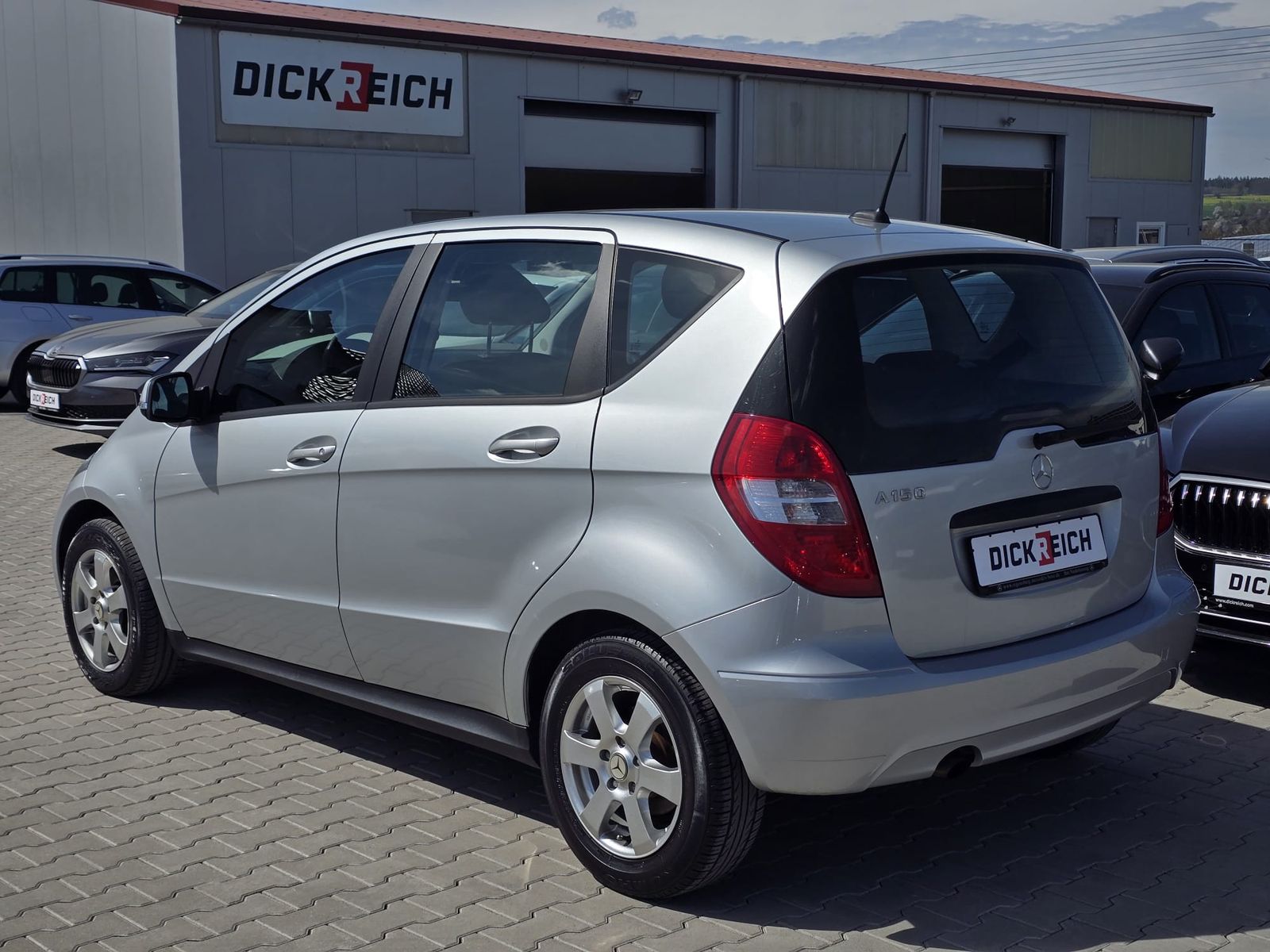 Fahrzeugabbildung Mercedes-Benz A 150 BlueEfficiency SHZ*BLUETOOTH*TÜV09-25