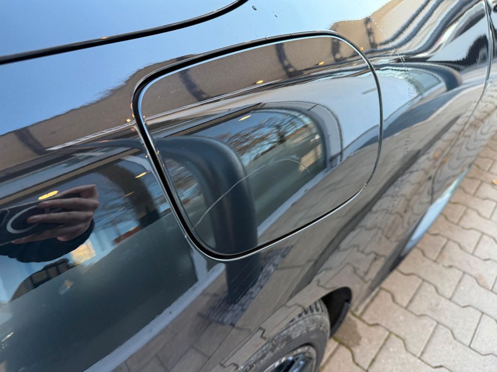 BMW M8 Competition xDrive Cabrio / LASER / M-DRIVERS BMW M8 Competition xDrive Cabrio / LASER / M-DRIVERS