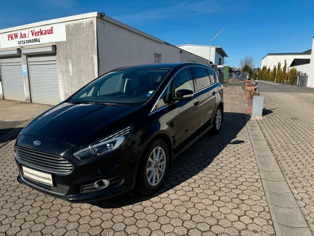 Ford S-MAX Titanium AWD 2,0 TDCI *7Sitze*NAVI*AHK*LED