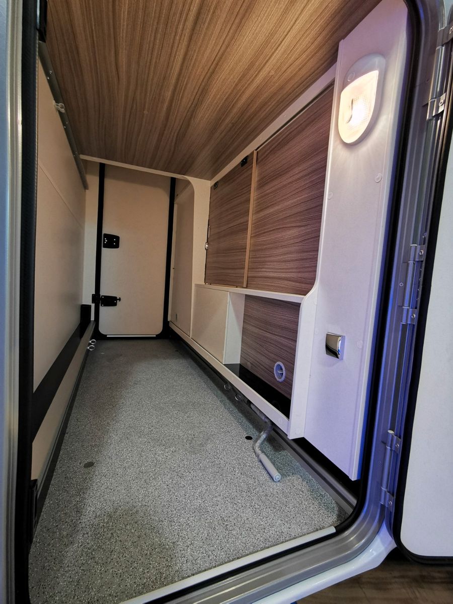 Fahrzeugabbildung Bürstner Lyseo Gallery TD 689 G SIE SPAREN  € 41.729!