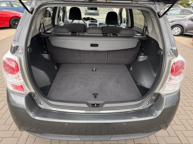 Toyota Verso  – 5 Sitzer – Comfort – Kamera – Navi – PDC