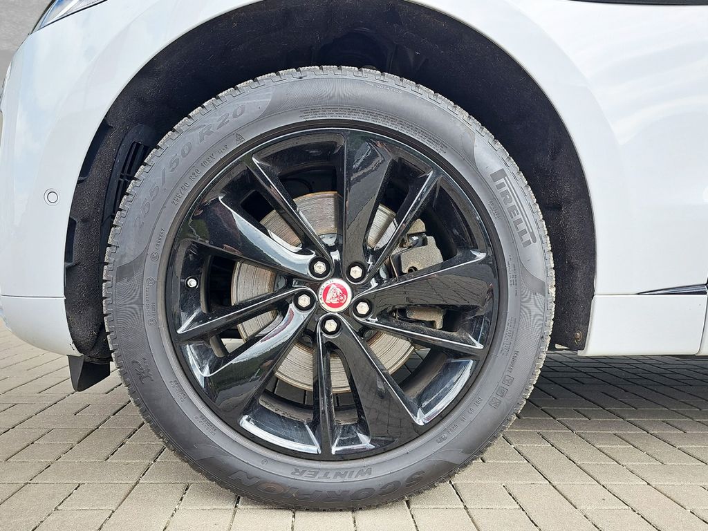 Jaguar F-Pace D300 R-Dynamic SE