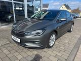 Opel Astra K Lim. Innovation+Vollaustattung+Garantie+ - Opel Astra mit Benzin-Antrieb: Schiebedach