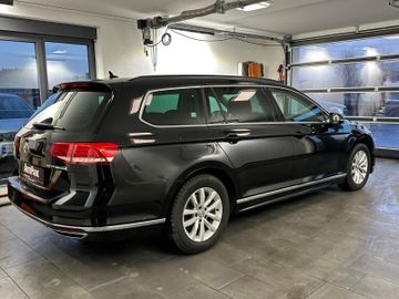 Volkswagen Passat Variant - 7