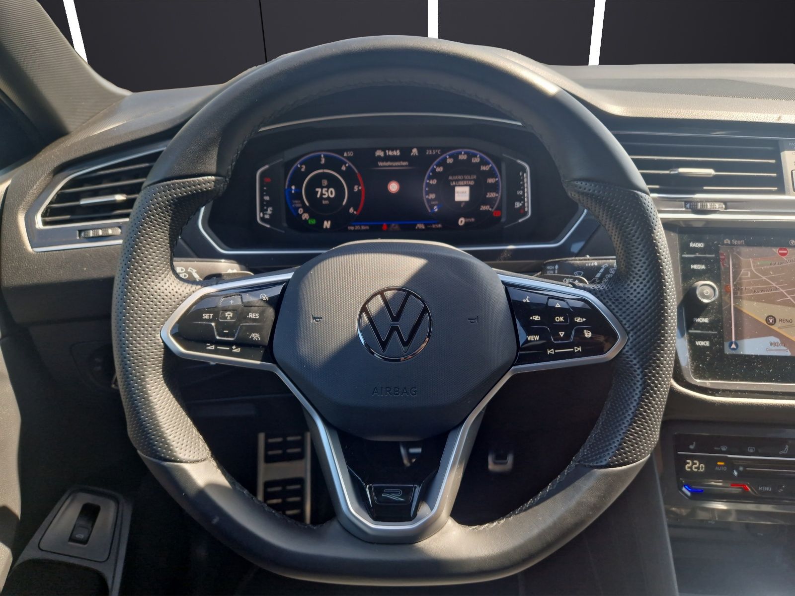 Fahrzeugabbildung Volkswagen Tiguan Allspace 2.0 TDI R-Line 4M DSG Matrix 20"