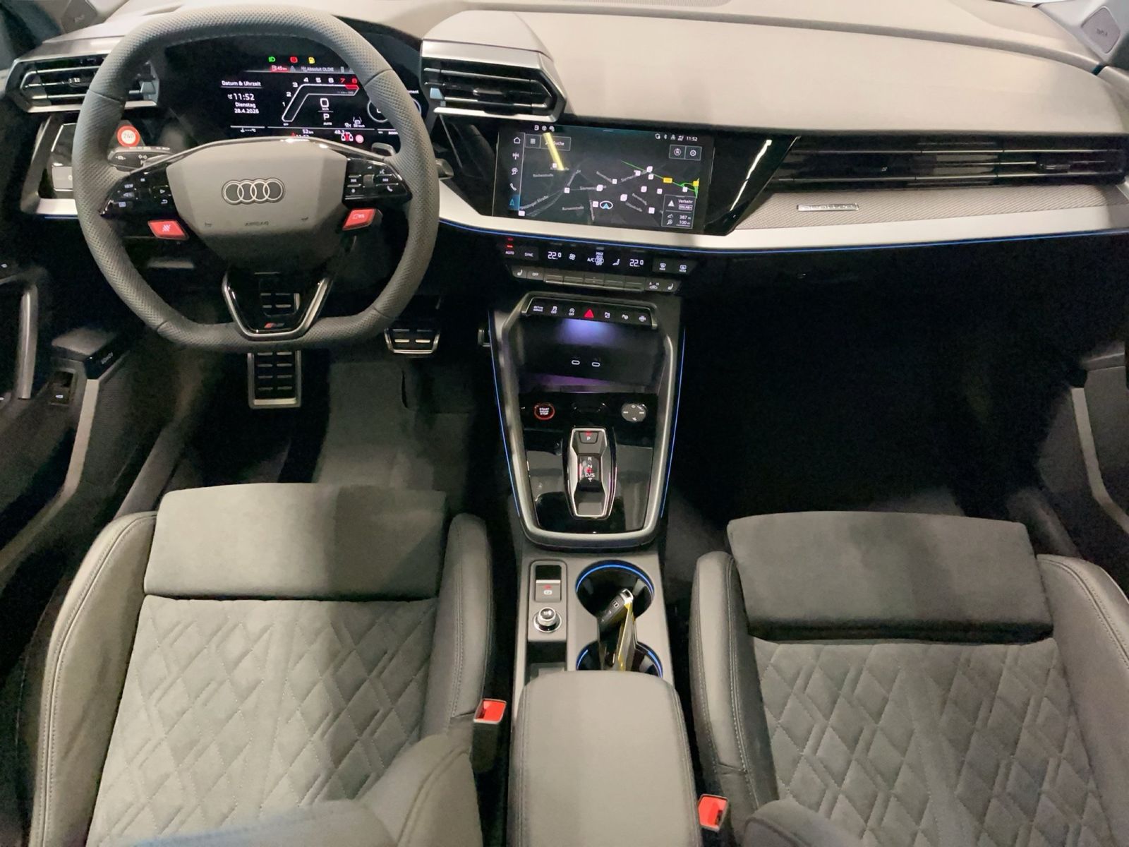 Audi RS3 - Bild 10