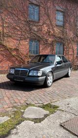 Mercedes-Benz Mercedes Benz W124, E-Klasse,E200 E - Mercedes-Benz E 200 aus 1993