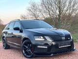 Skoda Octavia Combi RS 2.0 TDI 4x4 Challenge*STHZ*AHK* - Skoda Octavia: RS TDI Combi