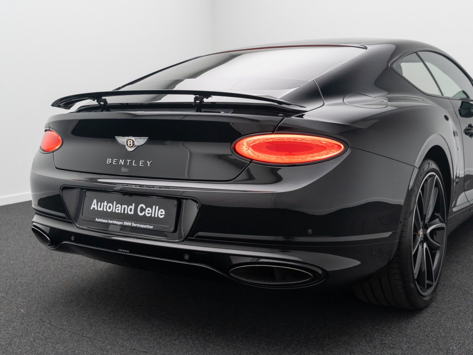 Fahrzeugabbildung Bentley Continental GT Mulliner Blackline Rotation VOLL