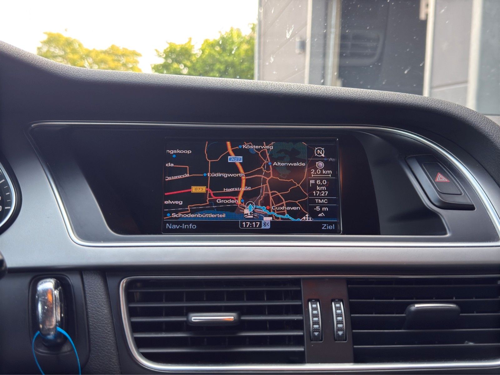 Fahrzeugabbildung Audi A4 Avant 2.0 TDI *S-line*Tempomat*Teilleder*Navi
