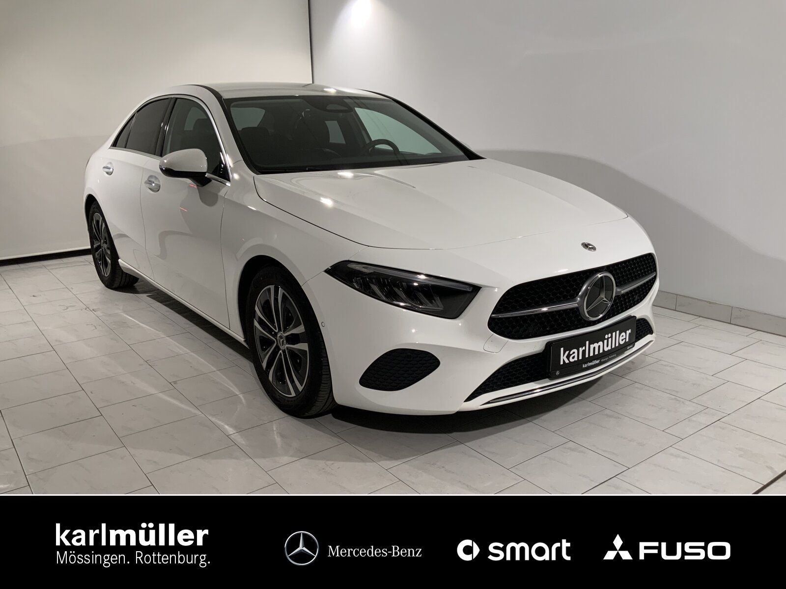 MERCEDES-BENZ A 200 Limo Distr.+WinterP+FahrassiP+LED+Keyless