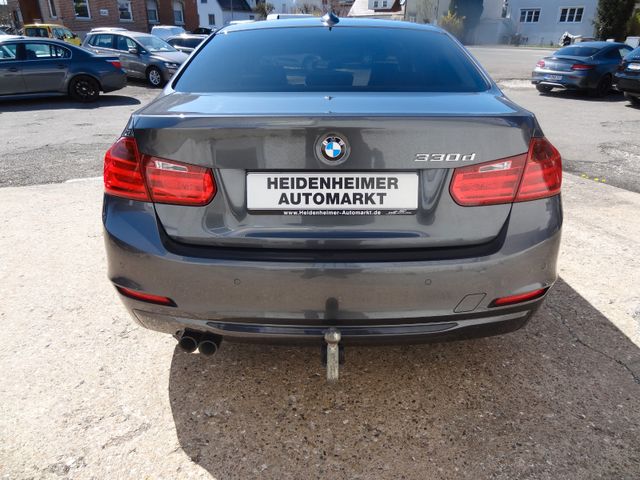 Fahrzeugabbildung BMW 330d/2.Hd/HUD/Leder/GSD/Navi/Xenon/AHK/2.Hd/