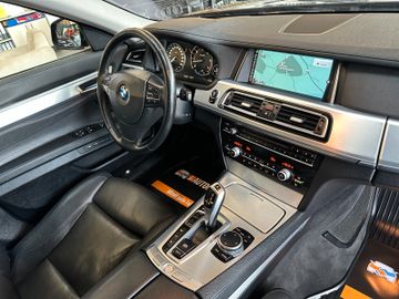 BMW 740 d xDrive *HeadUP*KomfortSitze*Vollauss.*