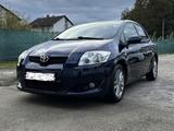 Toyota Tayota Auris 1,6 Benzin - Toyota Auris Gebrauchtwagen in Stuttgart