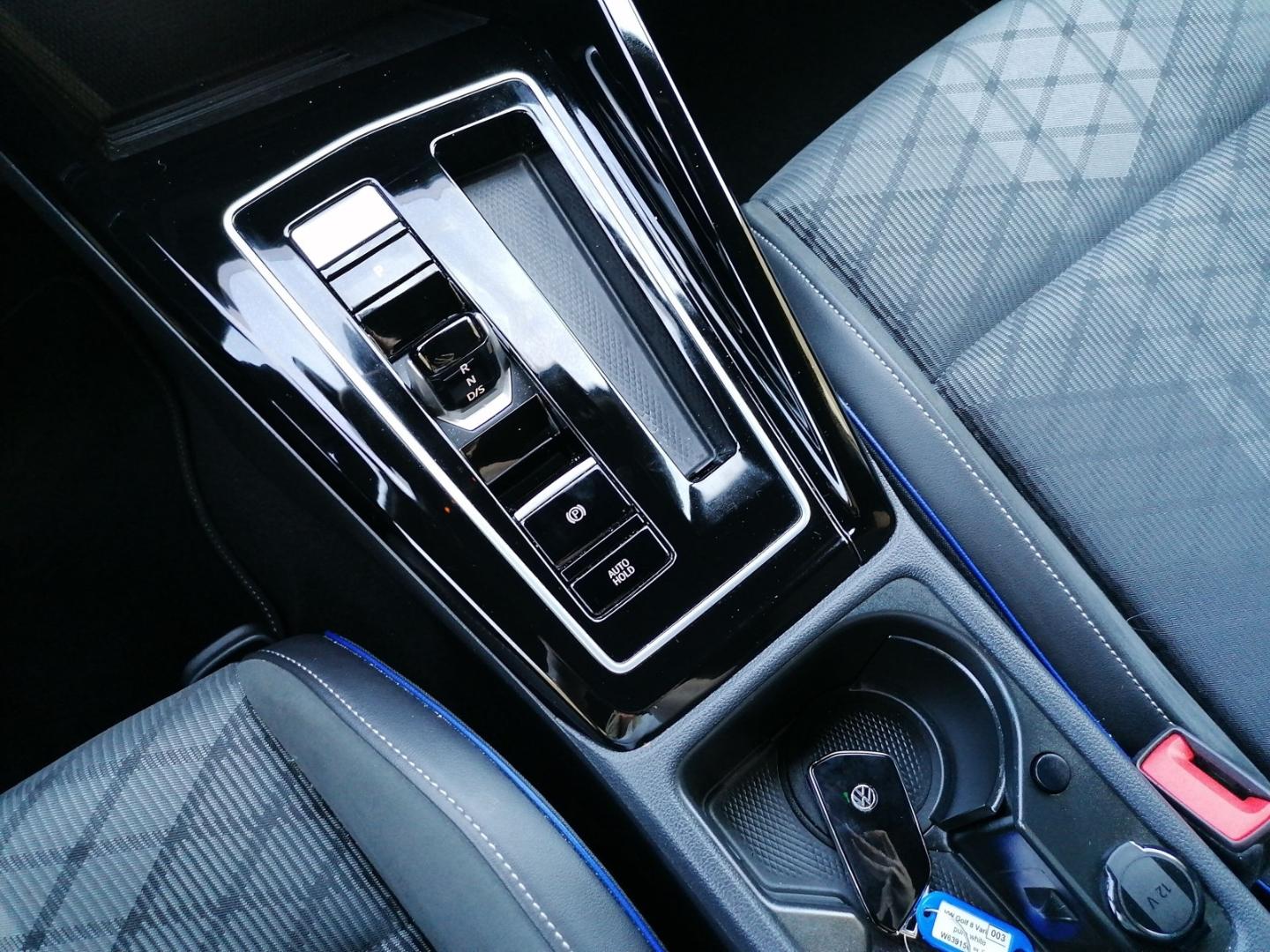 Volkswagen Golf Variant VIII R-Line LED LenkrHzg Kamera Car, миниатюра 20
