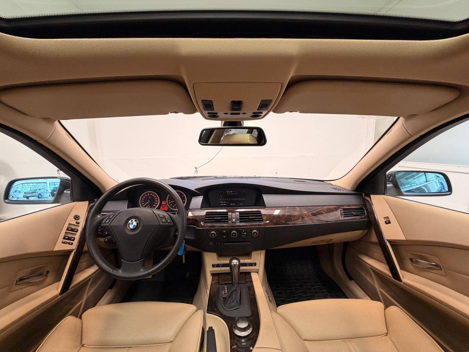 BMW 530i Limousine Exklusive/Automatik/Nur 88Tkm/Nav