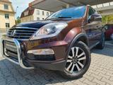 Ssangyong REXTON W 4WD Automatik/AHK/SHZ/8-fach/7-Sitzer - Ssangyong Gebrauchtwagen von 2013