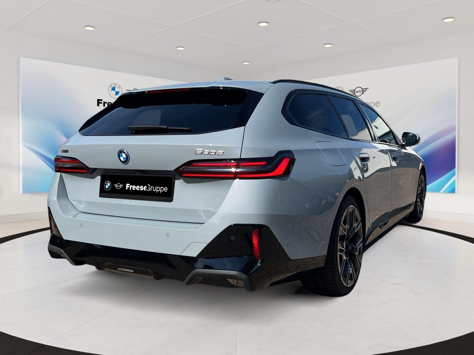 BMW 530e xDrive AHK 360° HEAD-UP SITZBELÜFT RFK HIFI