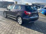 Suzuki SX4 S-Cross 1.6 Club - schwarze Suzuki (SX4) S-Cross