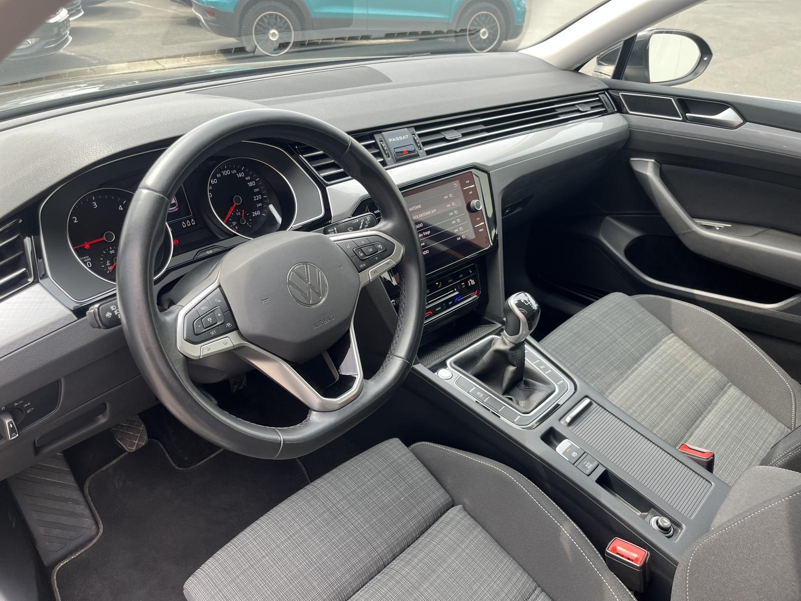 Volkswagen Passat 2.0 TDI Business 132€ m.20% Anz., миниатюра 12