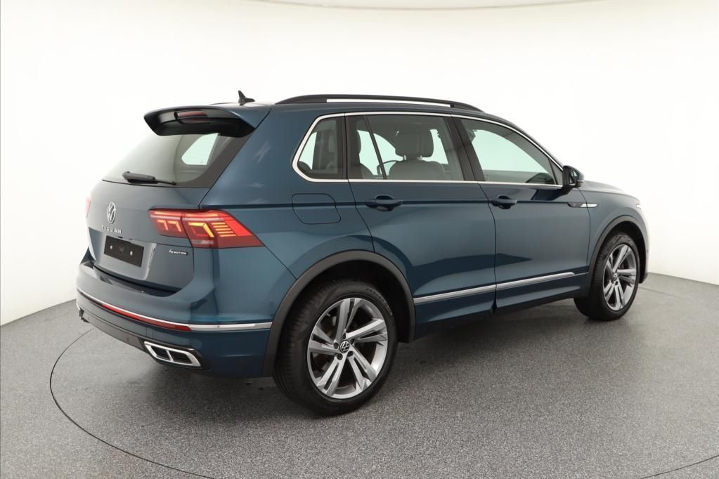 Volkswagen Tiguan R-Line 4Motion 2.0 TDI SCR AHK*PDC*RFK*SH