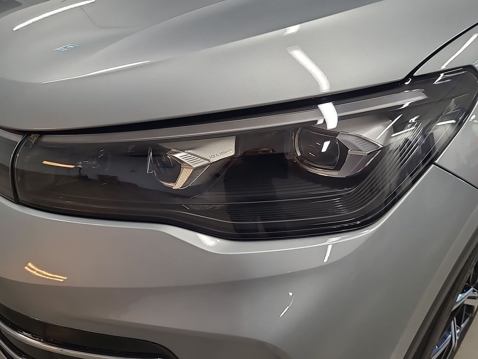 Volkswagen Tiguan Elegance MATRIX PANO AHK KEYLESS foto 4