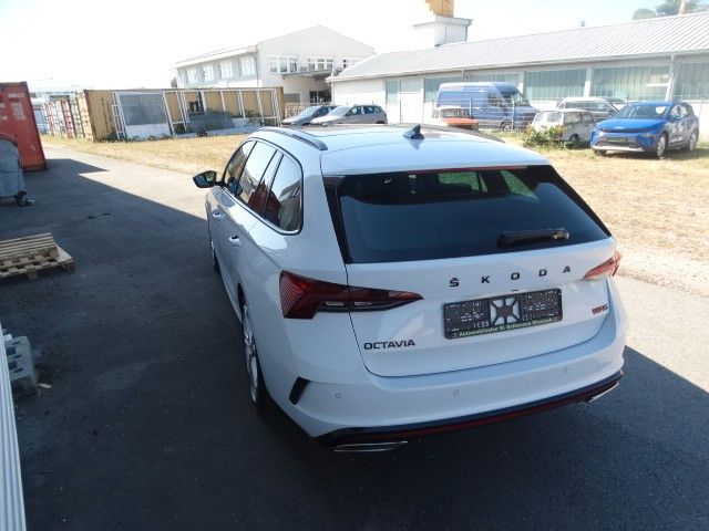 ŠKODA Octavia Octavia Combi RS 2.0 TDI DSG 4x4,Pano,Standheiz. – Bild 8 von 20