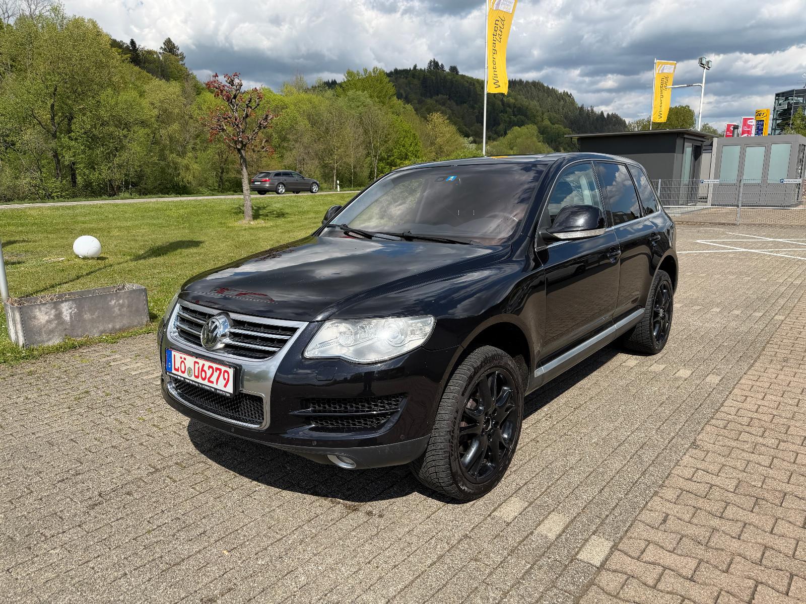 Volkswagen Touareg V6 TDI *Leder*Xenon*Navi*Luftfederung*