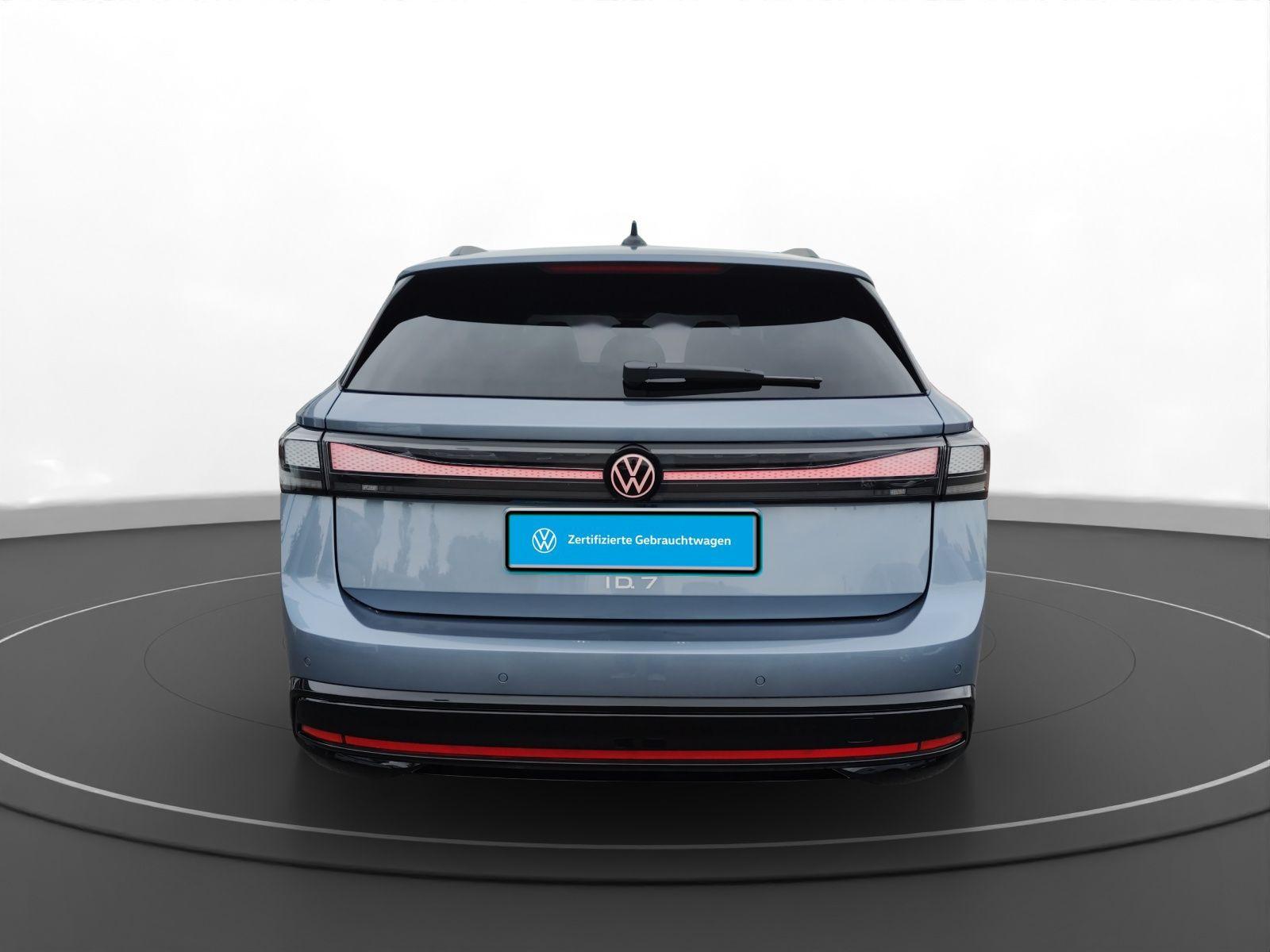 Volkswagen ID.7 Tourer Pro Matrix AHK HUD Navi Wärmepumpe