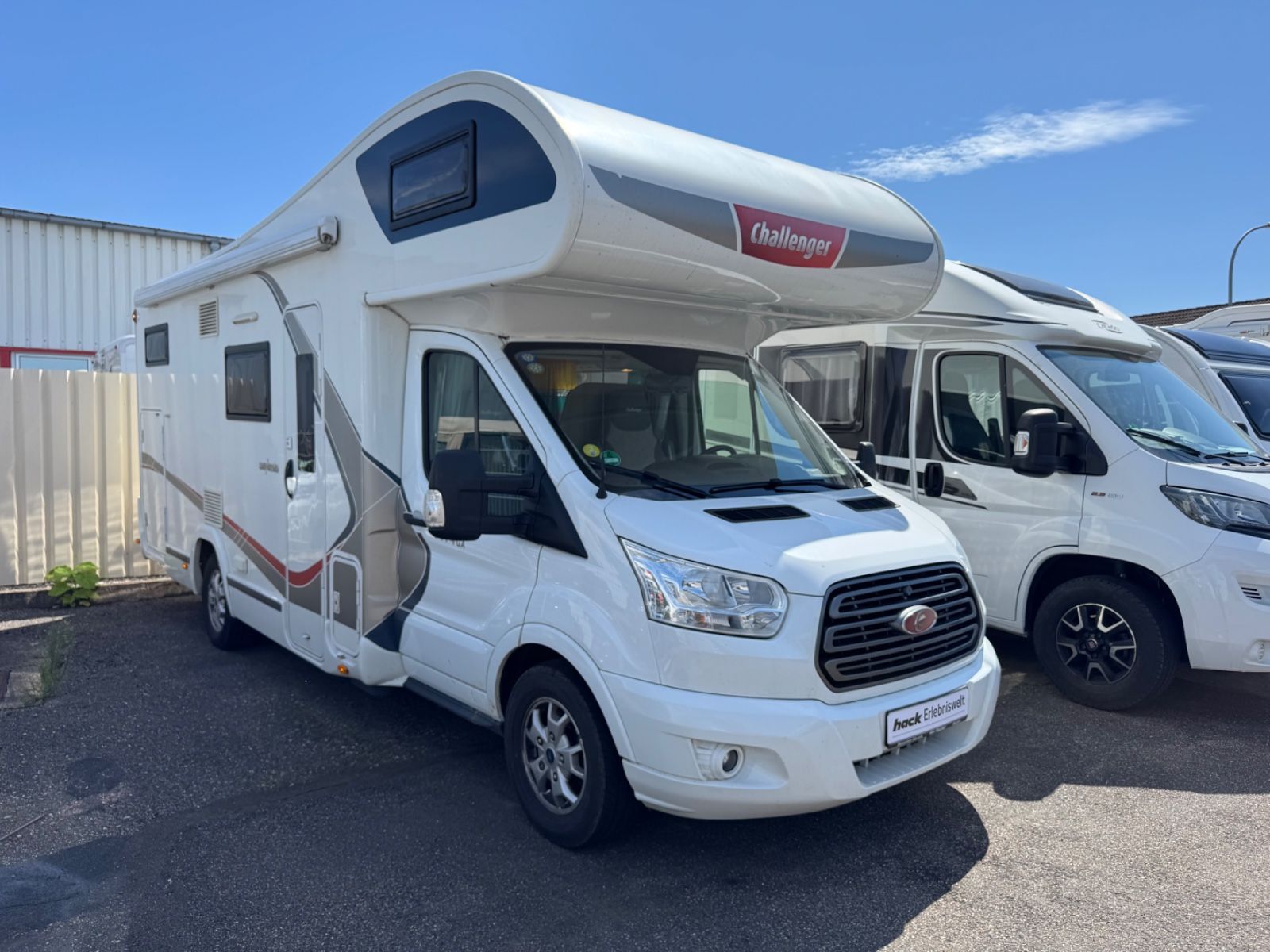 Fahrzeugabbildung Challenger C394