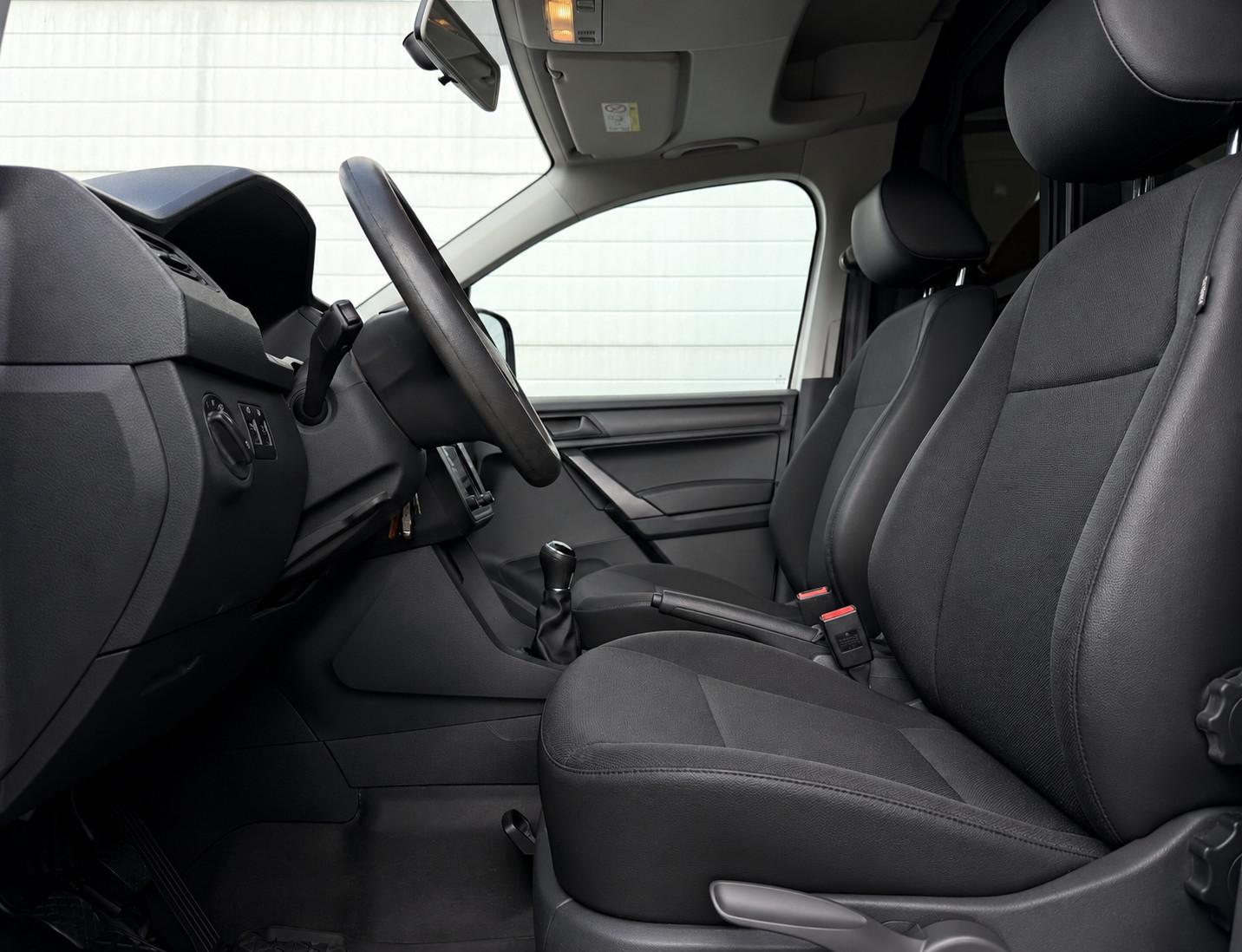 Volkswagen Caddy Maxi Kasten TGI BMT 1-HAND/Regale/AHK/CNG