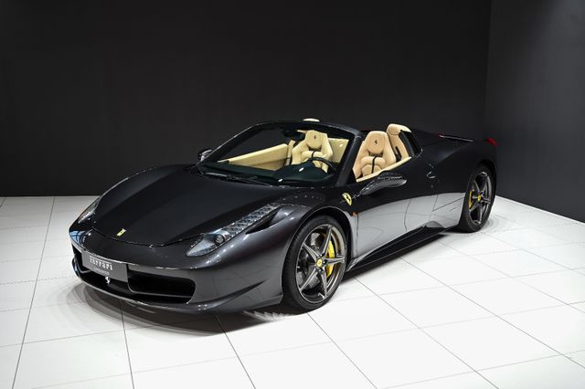 Ferrari 458 Spider *Carbon*Camera*Racing Seats*Lift*