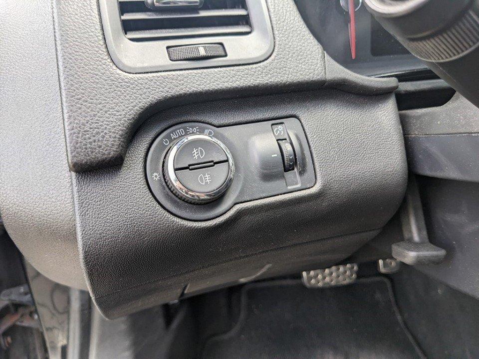Opel Insignia 2014 — photo 25