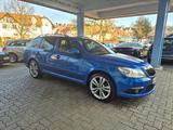 Skoda Octavia Combi RS 2.0TDI NAVI/XENON/PDC/LEDER - Skoda Octavia: Blau, RS